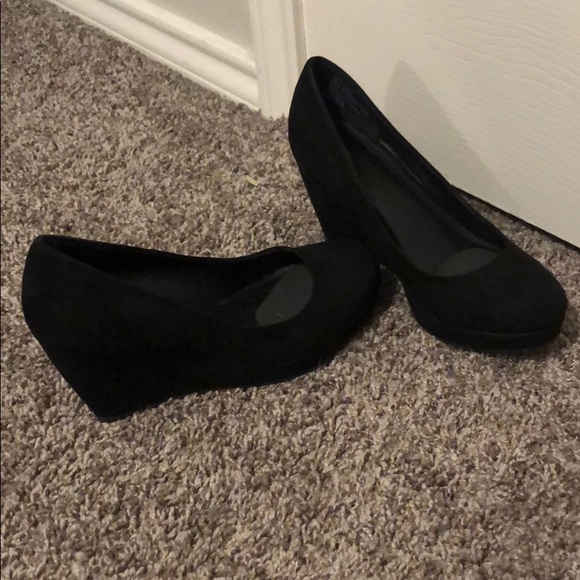 Apt. 9® Kensington Women's Black Platform Wedges - Picture 4 of 5